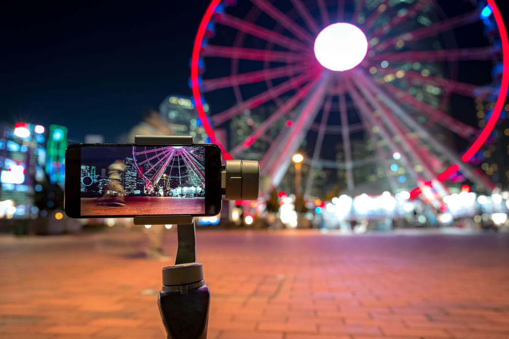 Langzeitbelichtungsaufnahme eines Riesenrads mit dem Handy | Luminar Neo Blog