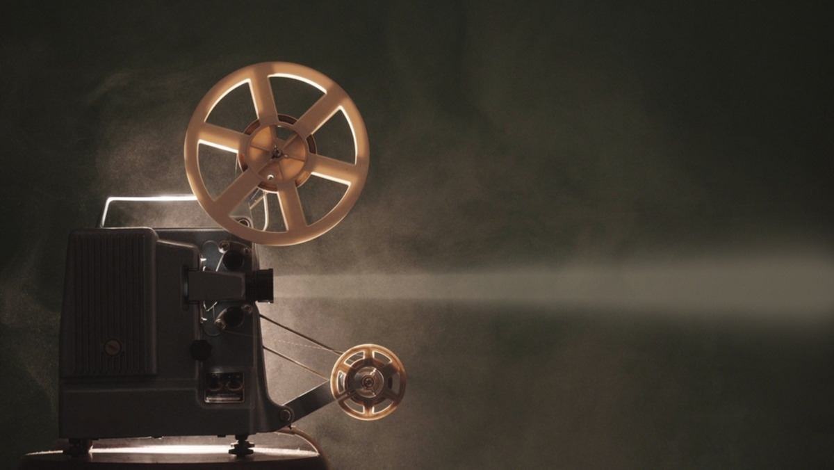 Alter Filmprojektor | Luminar Neo Blog 