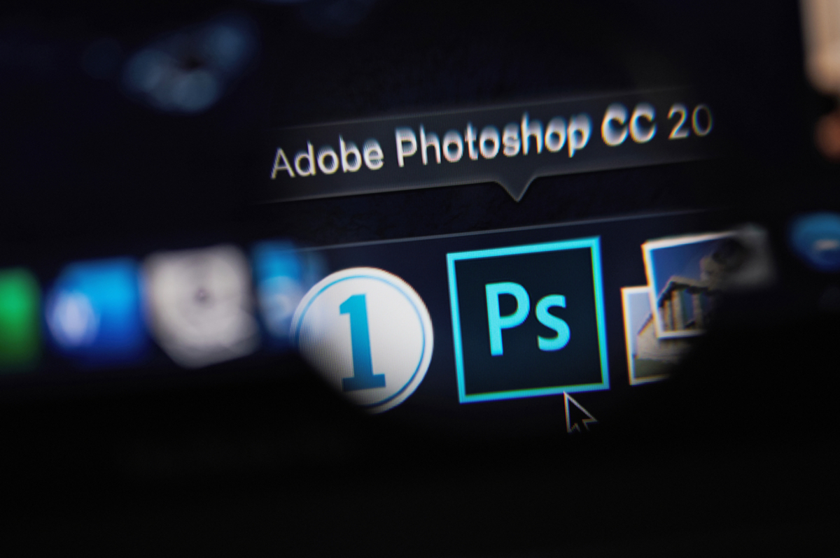 Photoshop Symbol auf dem Computer | Luminar Neo Blog 