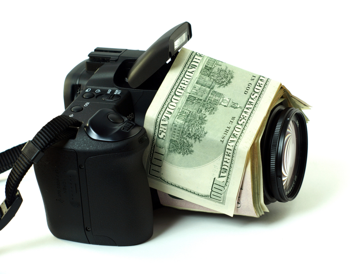 Geld auf der Kamera | Luminar Neo Blog