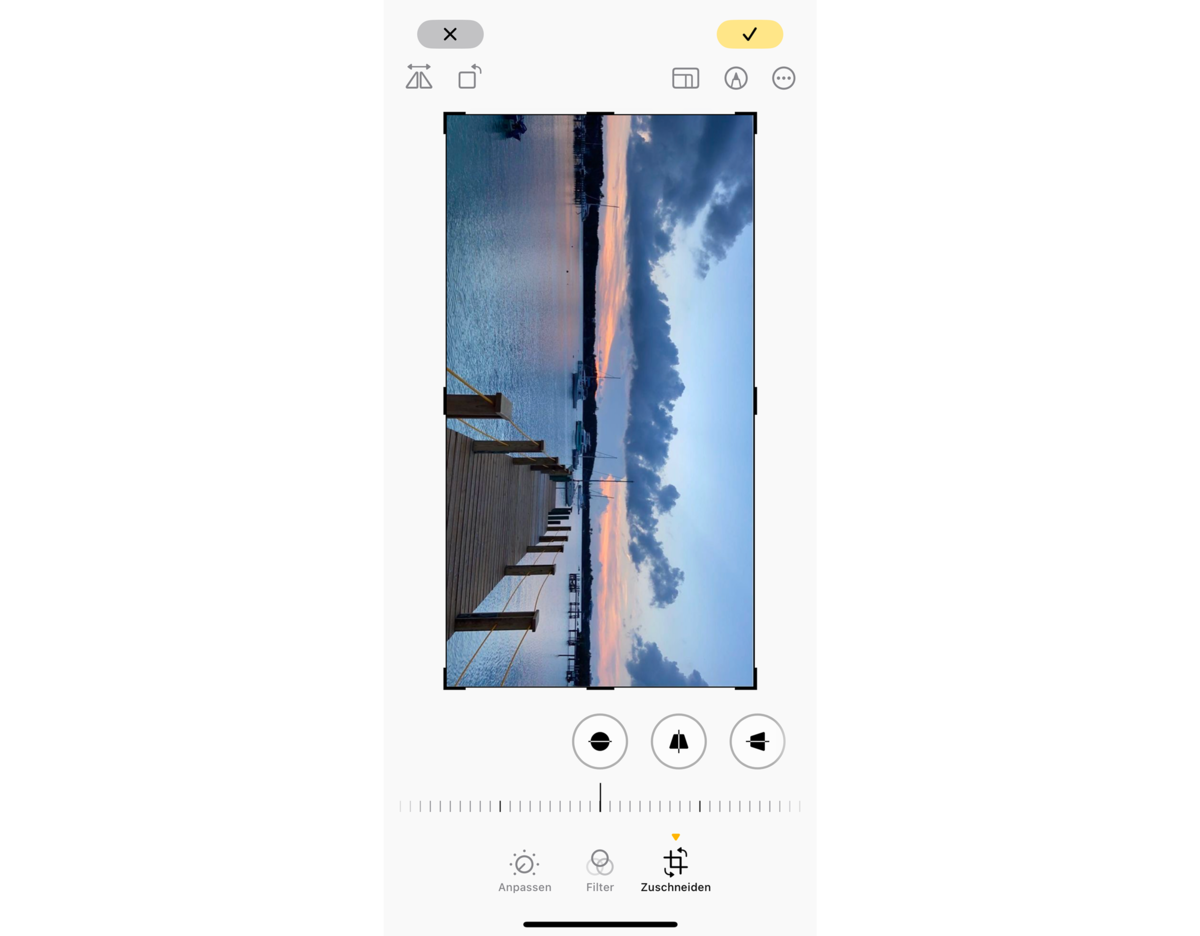 Das Zuschneidewerkzeug in Fotos auf dem iPhone | Luminar Neo Blog


