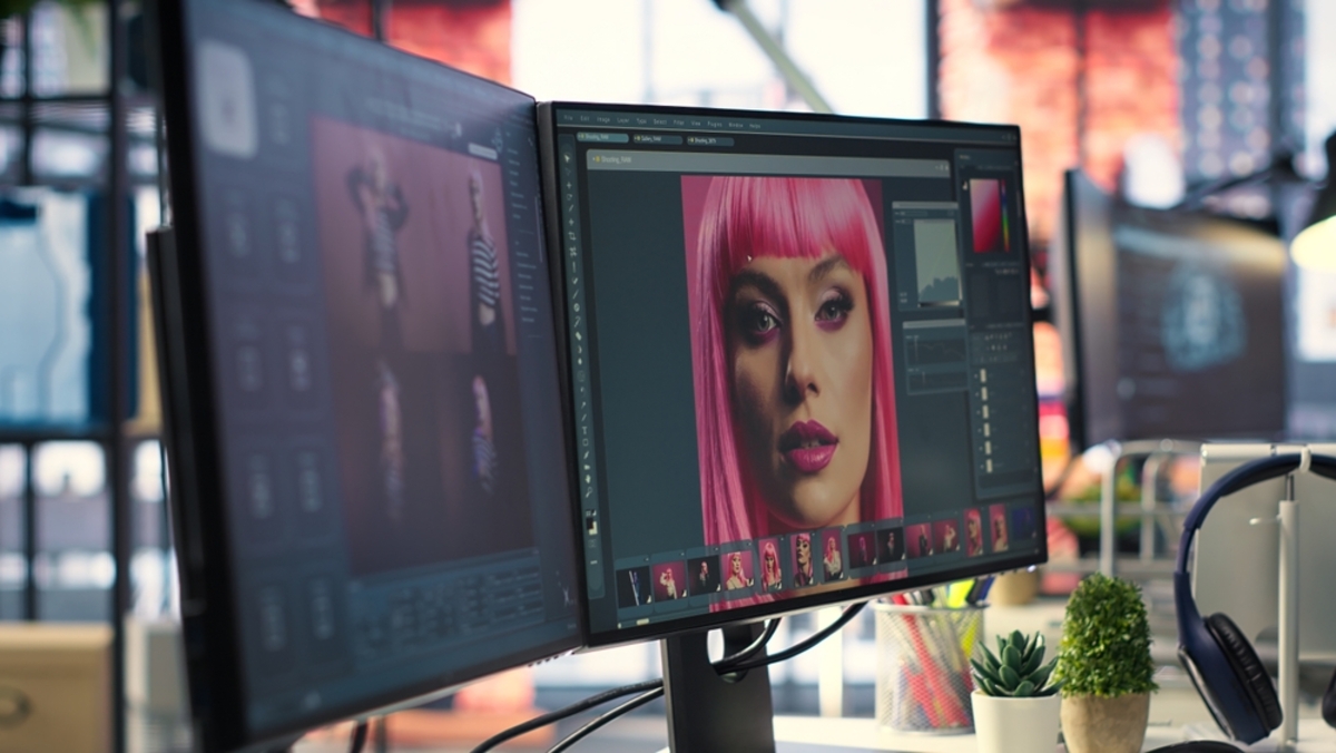 Fotobearbeitung auf zwei Monitoren | Luminar Neo Blog