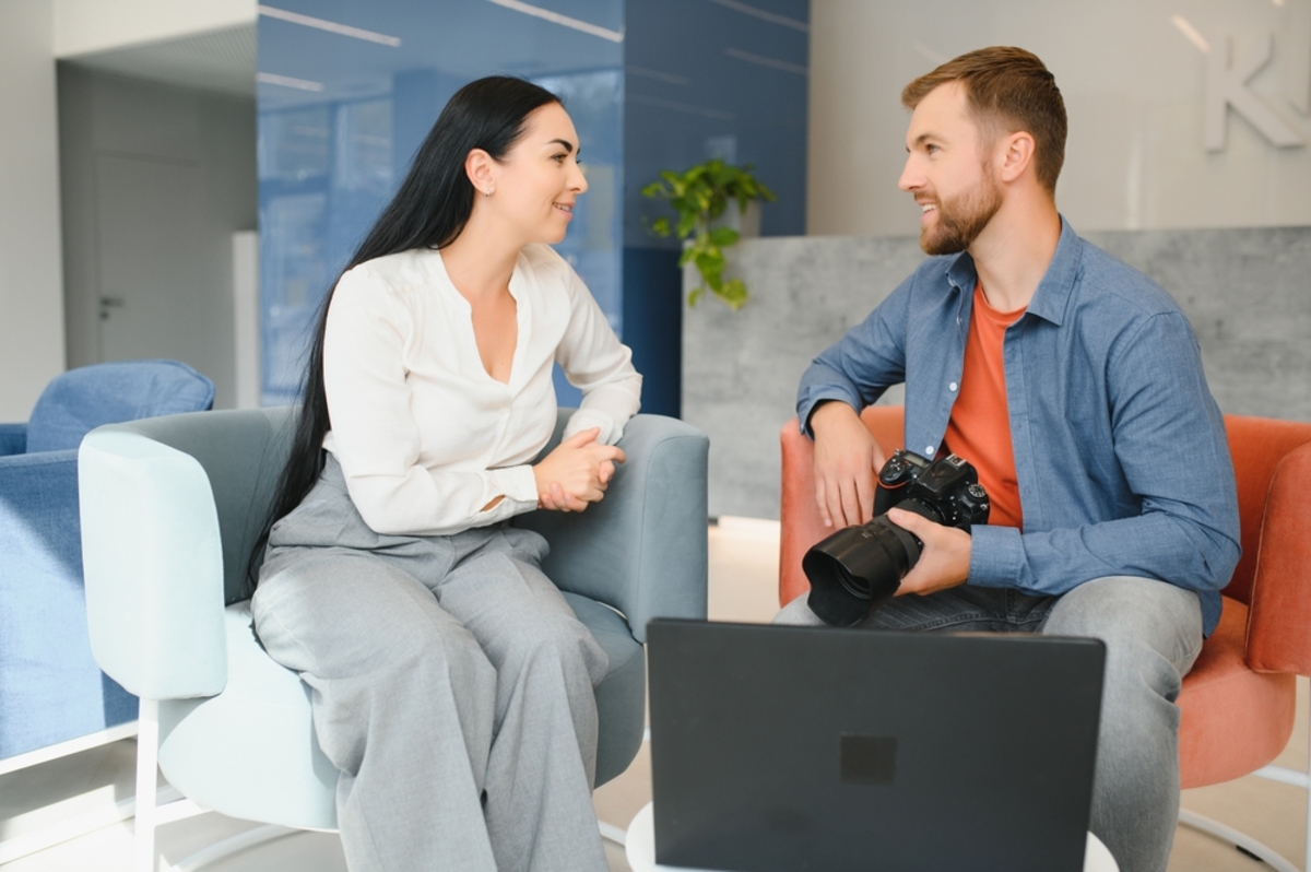 Der Kunde kommuniziert mit dem Fotografen | Luminar Neo Blog