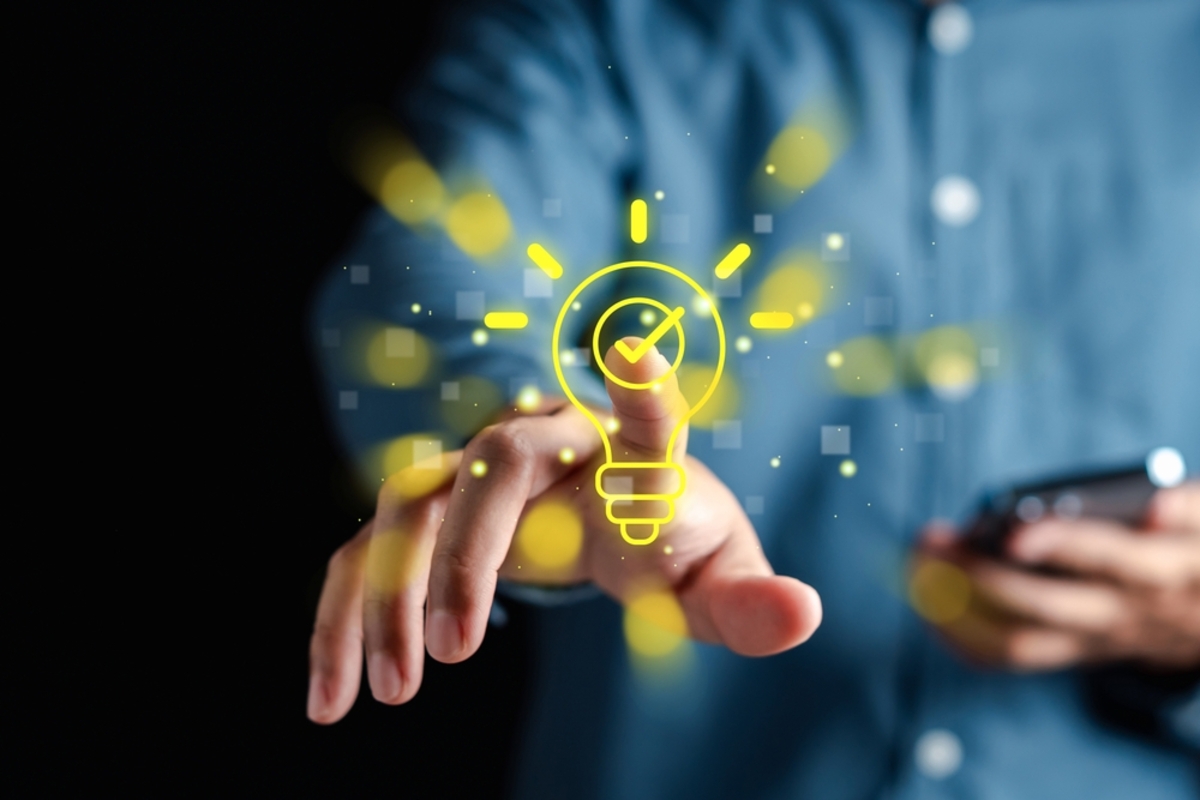 Eine Glühbirne mit einer Idee | Luminar Neo Blog

