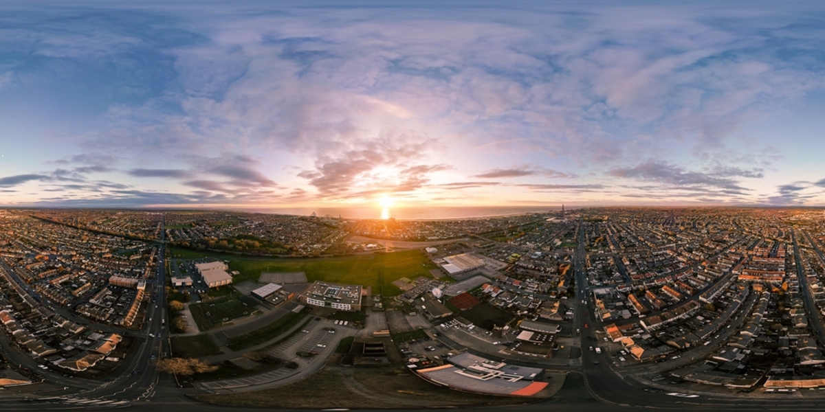 Panorama der Stadt von oben | Luminar Neo Blog