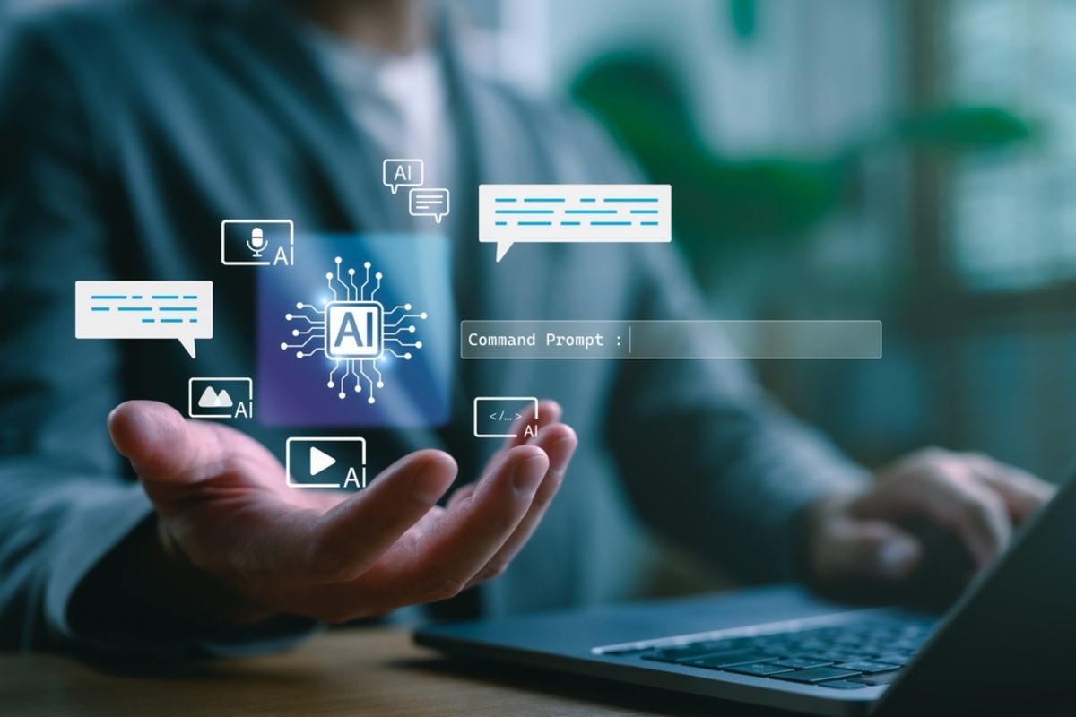 KI Symbole über der Handfläche eines Mannes | Luminar Neo Blog