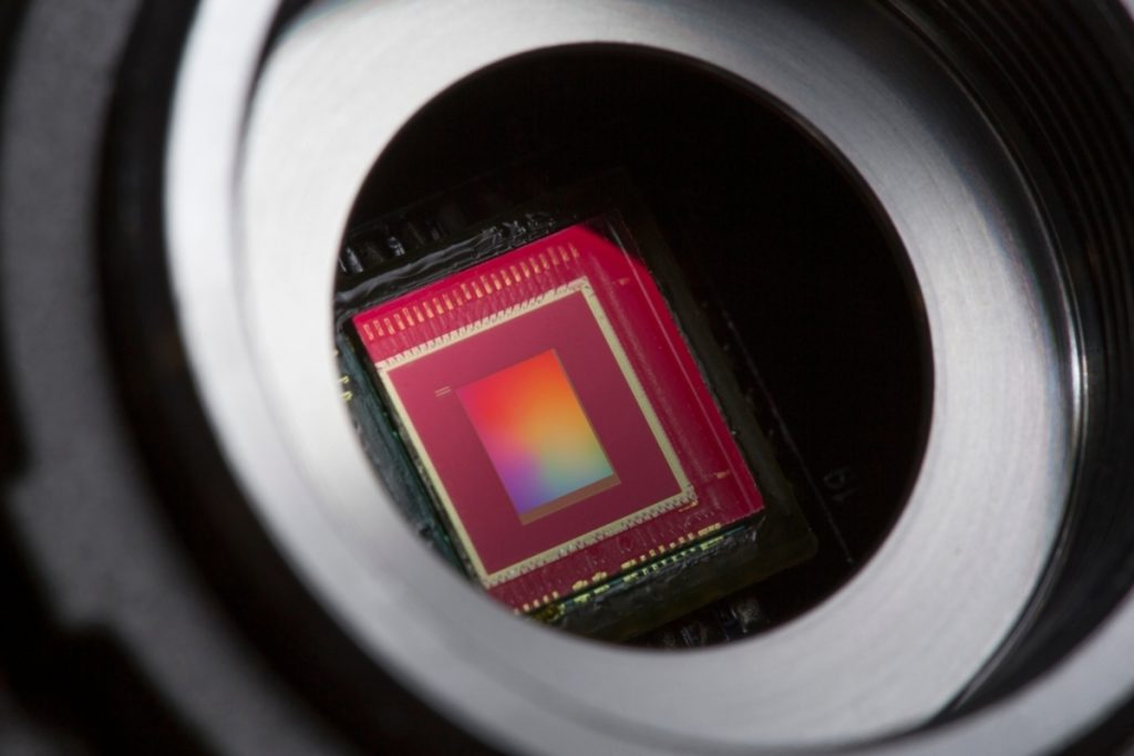 Nahaufnahme des Kamerasensors | Luminar Neo Blog